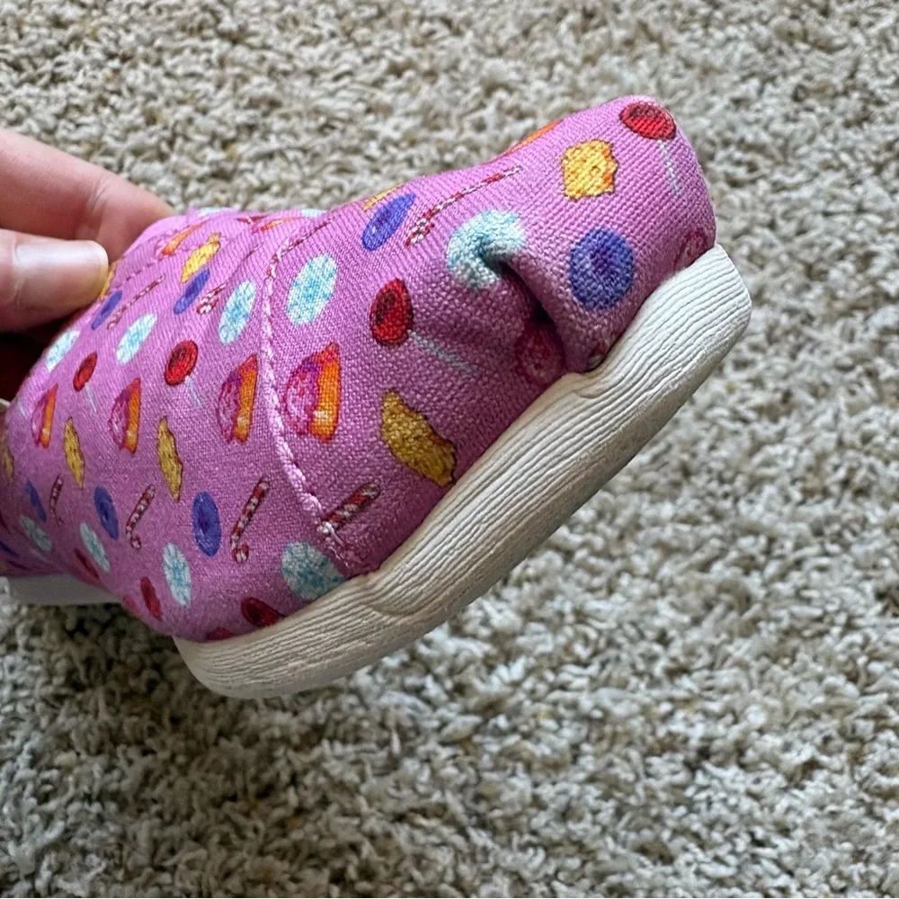 TOMS X CANDY LAND Pink Slip On Shoes Flats Alpargata Women's Size 8.5
